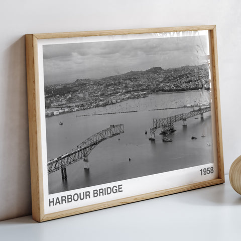 Auckland Harbour Bridge - 1958