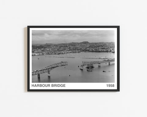 Auckland Harbour Bridge - 1958